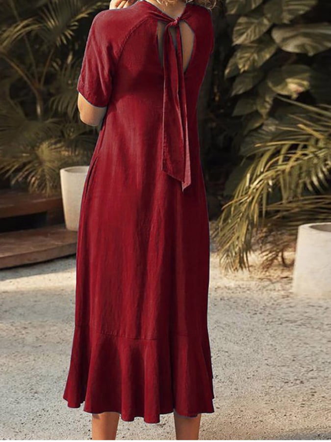 Leina - Elegant V-Neck Dress
