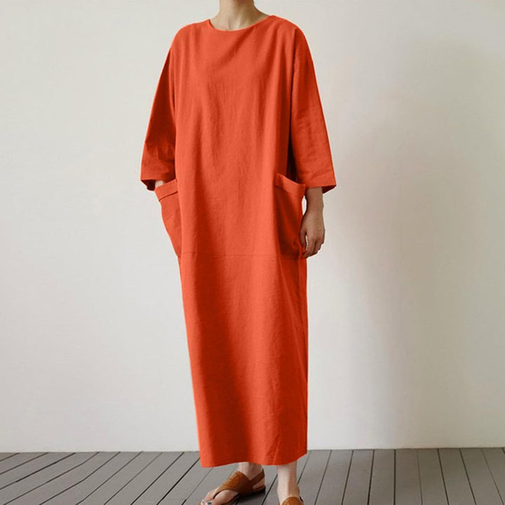 Jaila - Minimalist Elegance Dress