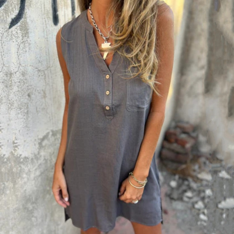 Melvina - Classic Sleeveless Dress